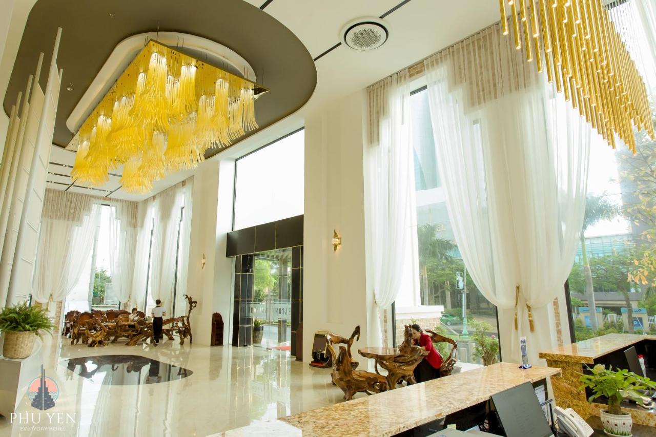 Phu Yen Everyday Hotel Tuy Hoa Exterior foto